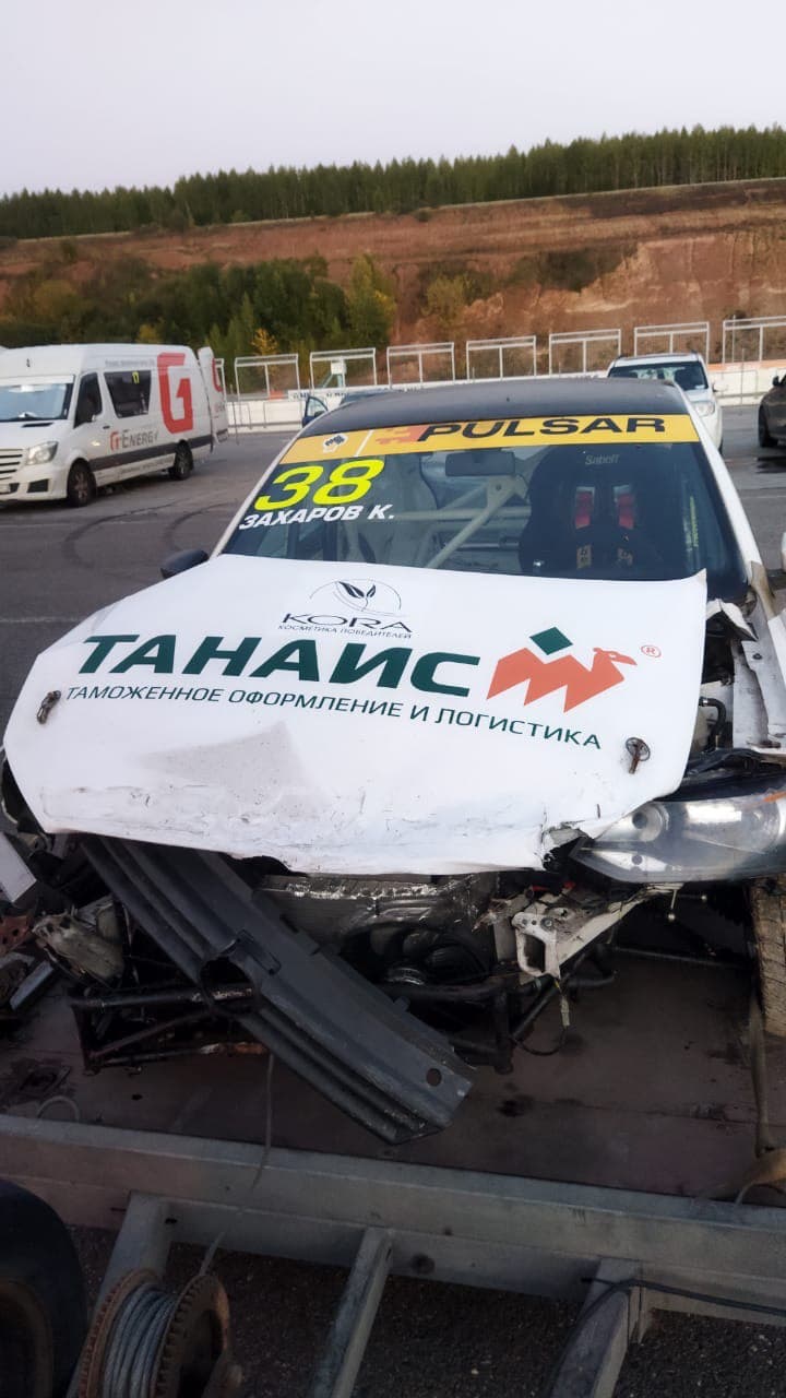 Авто Кирилла Захарова после аварии